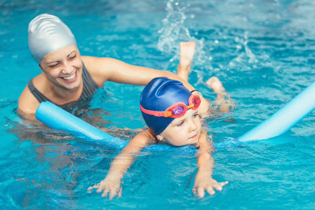 Eltern-Kind-Schwimmkurs für 3-Jährige